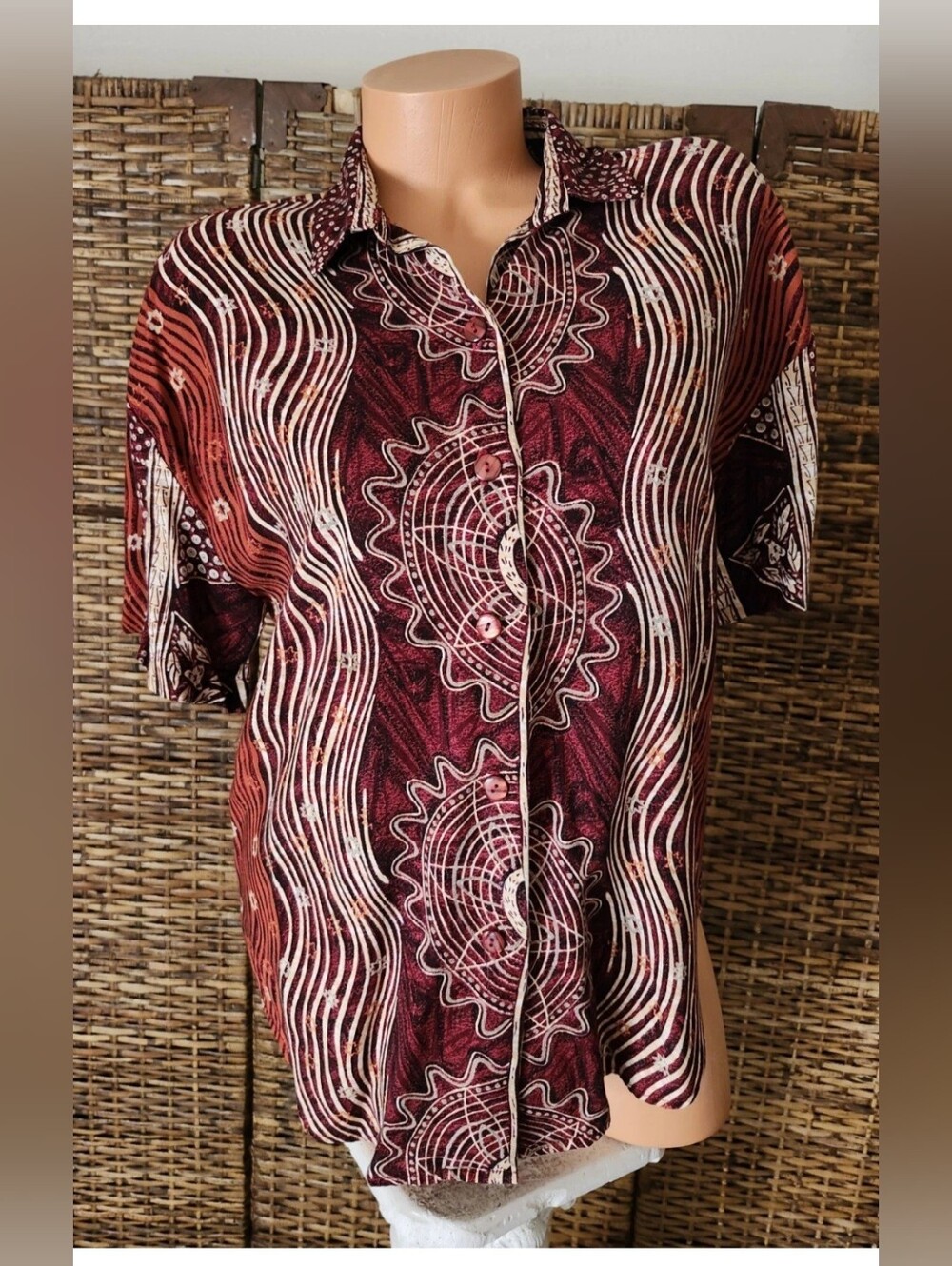 Vintage 90's Cascais Celestial Stars  Hawaiian Rayon Button Up Blouse Sz M